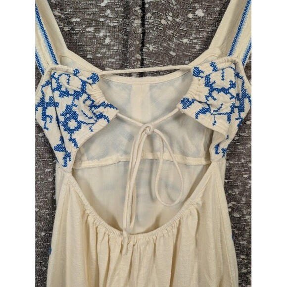 Urban Outfitters Embroidered Blue/White Emilia Cotton Dress Women's Small - Picture 7 of 11